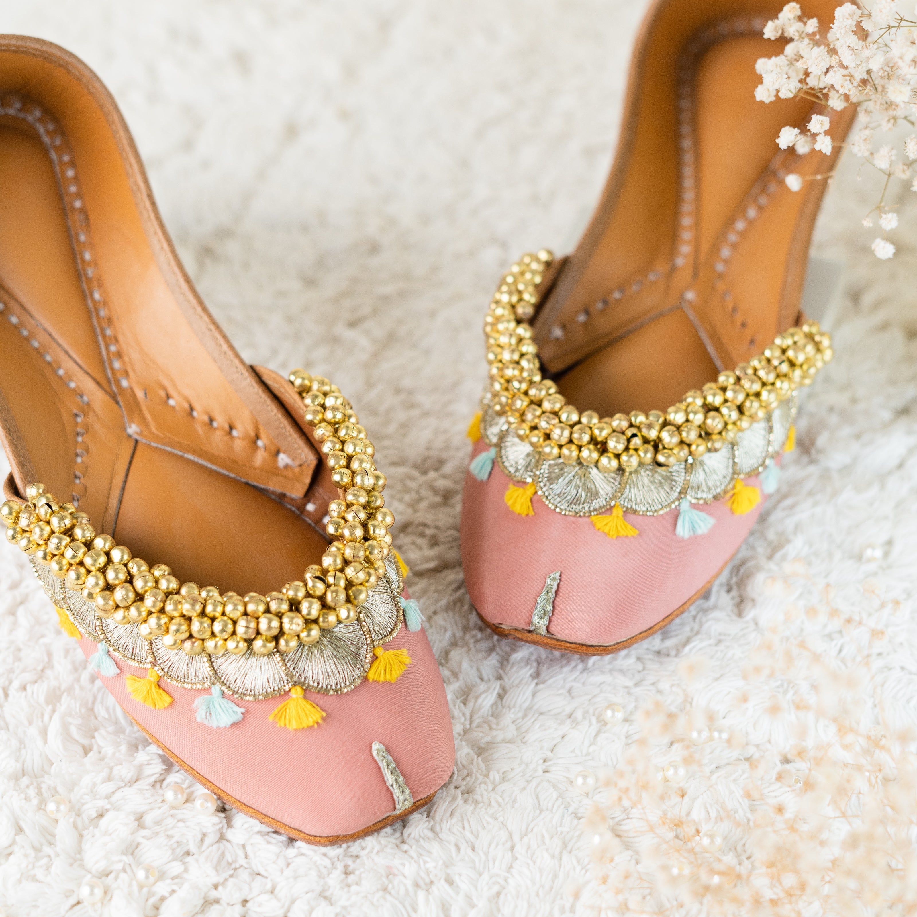Pink Embroidered Ghungroo Jutti 4