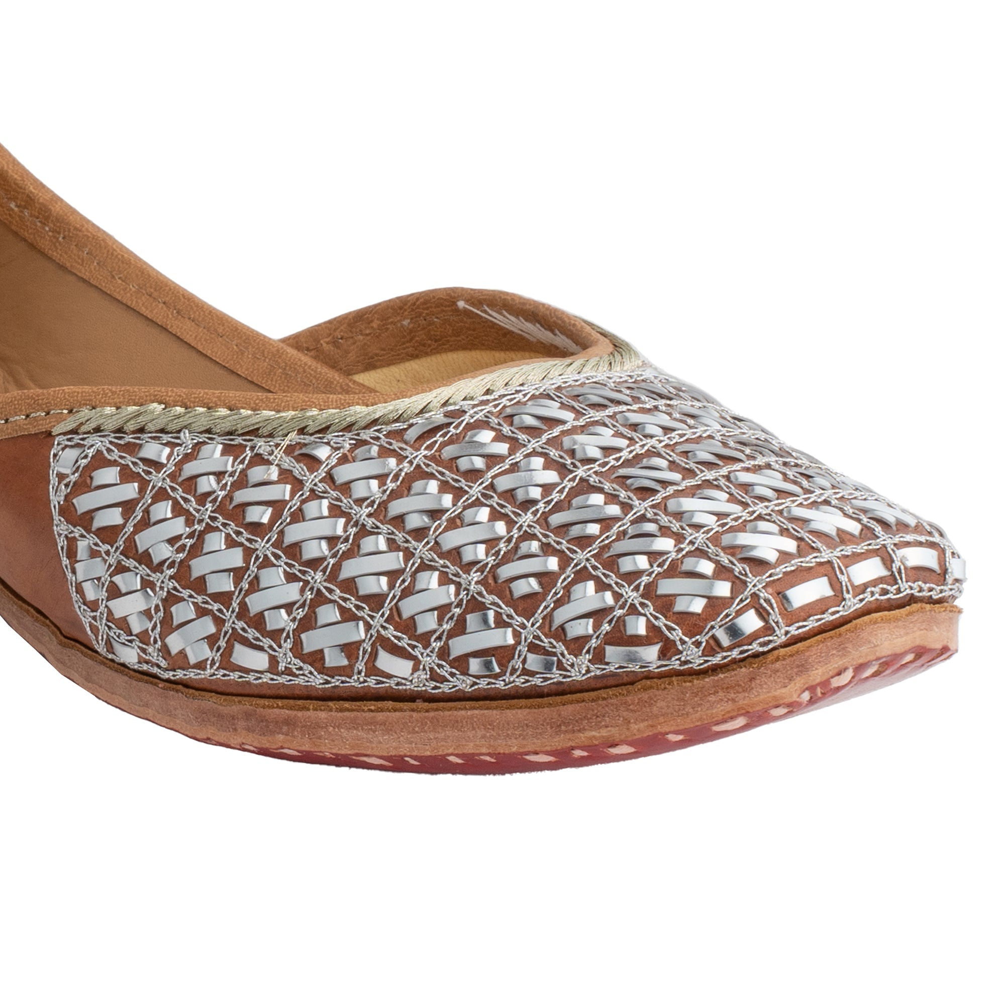Beige Juno Women's Kolhapuri Leather Jutti 3