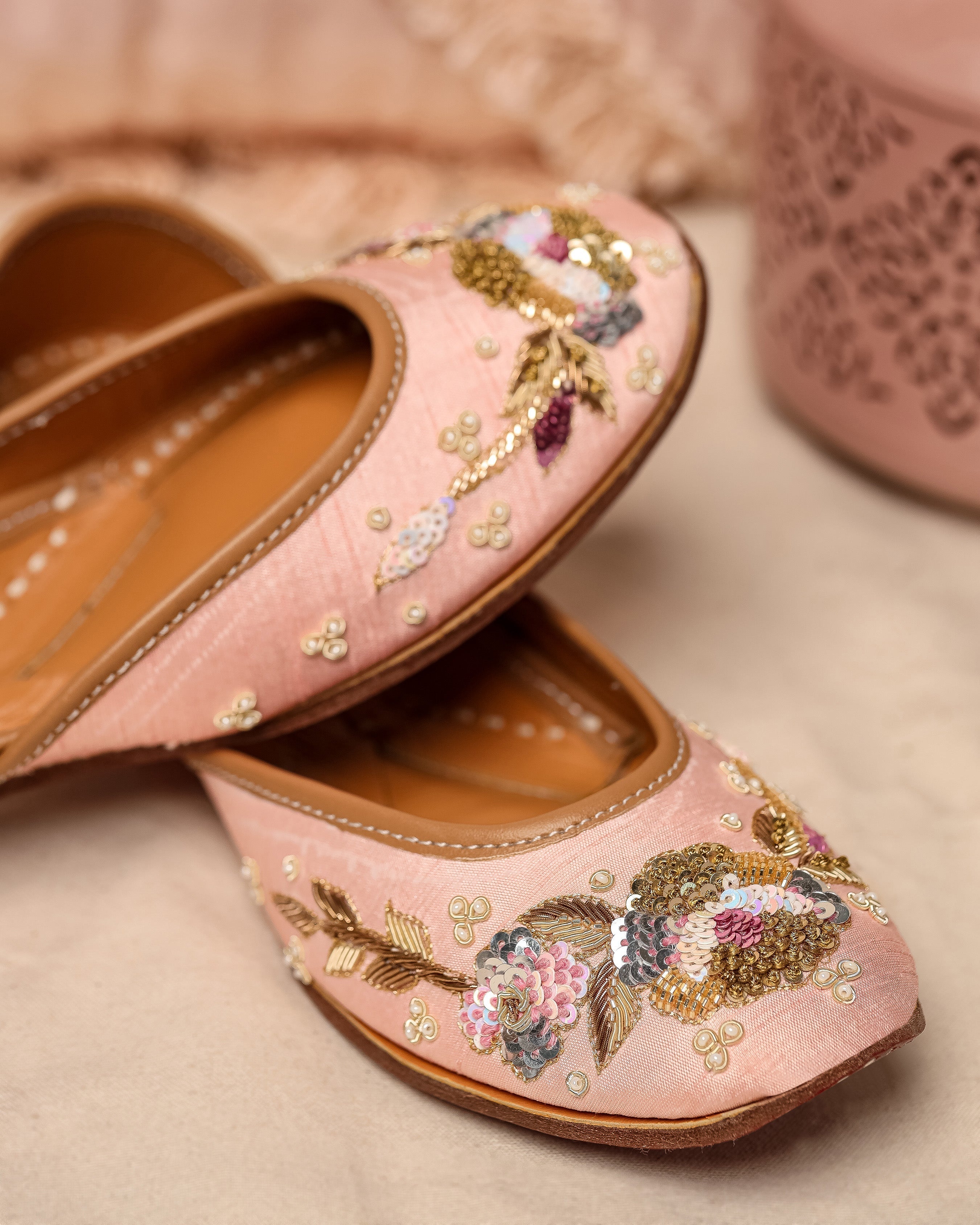 Cosmetic Peach Handcrafted Jutti 3