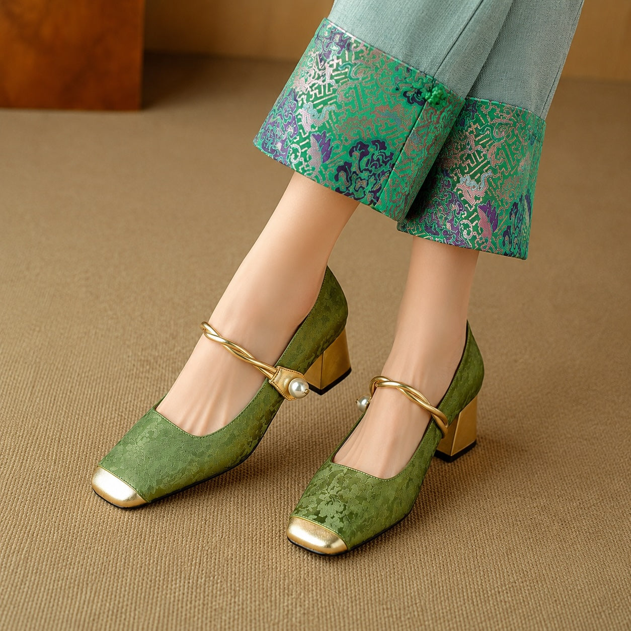 Chantilly Jacquard Block Heel Pumps 2