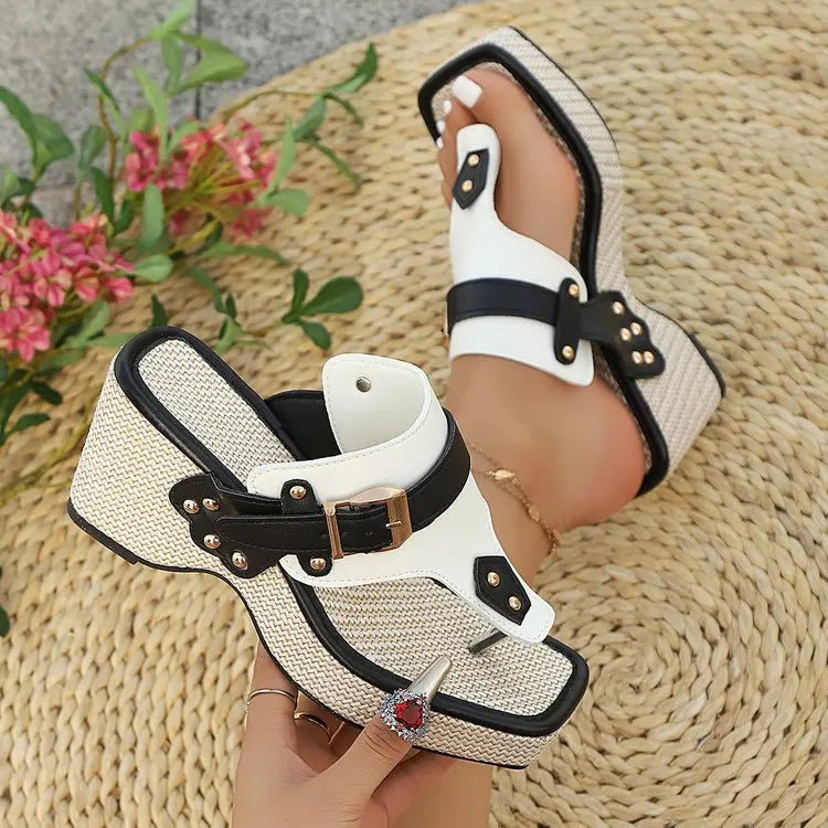 Bambi Thong Sandal 3