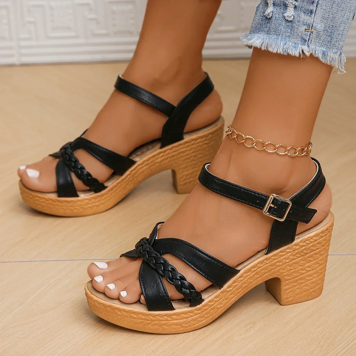 Giovanna Block Heel Sandal 3